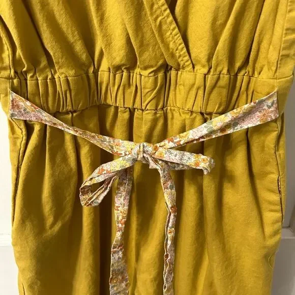 Chic yellow/green Jumpsuit with Belt - Picture 3 of 5